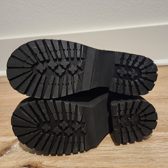 Platform Boots - Picture 3 of 5